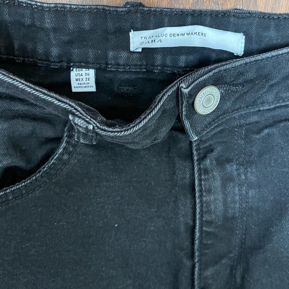 🖤 Zara High Rise Cuffed Denim Shorts - Picture 5 of 8